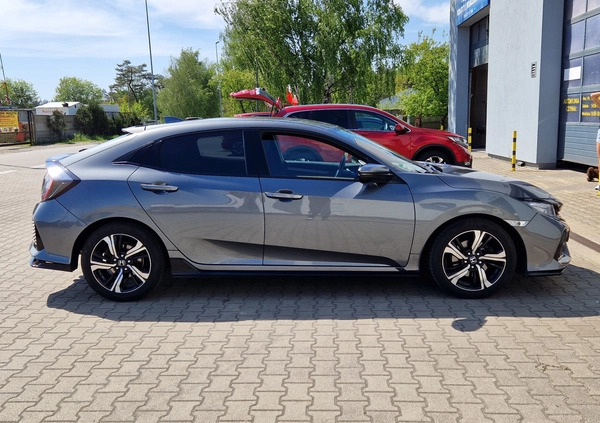 Honda Civic cena 72500 przebieg: 121000, rok produkcji 2017 z Świnoujście małe 379